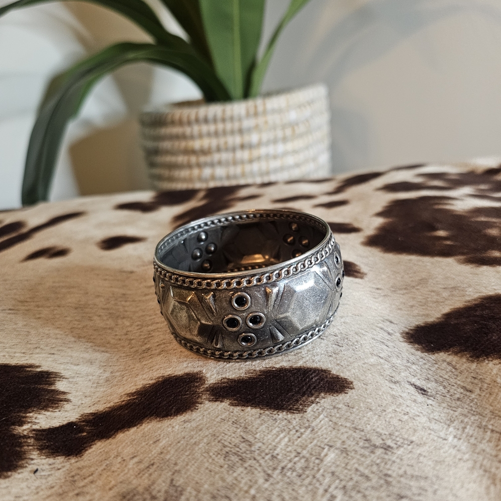 Silver Patterned Bracelet
